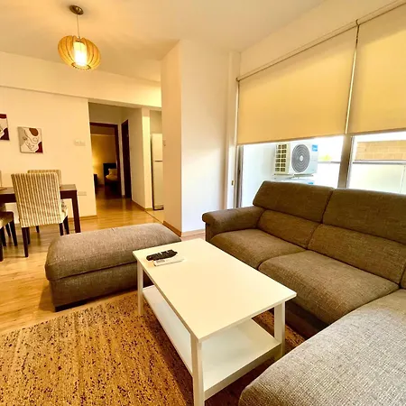 Flat In Center - Prevezis Platform 357 Nicosia