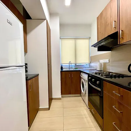 Flat In Center - Prevezis Platform 357 Nicosia